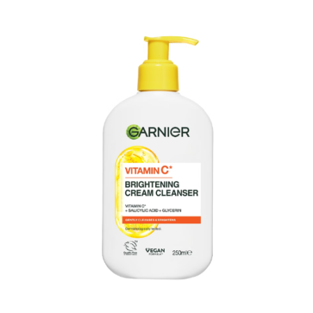 GARNIER VITAMIN C CLEANSING GEL WITH CREAM TEXTURE