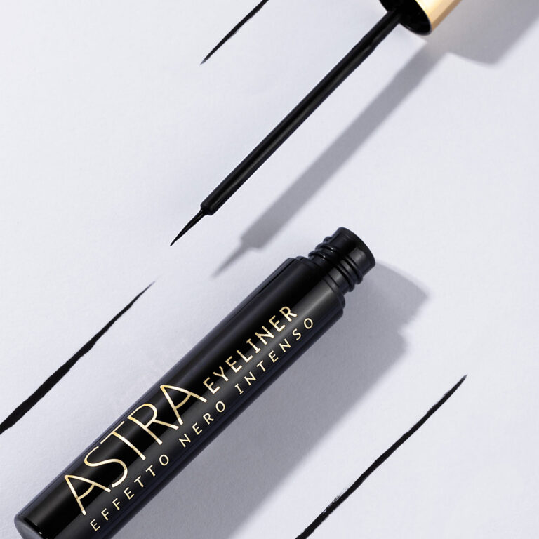 Astra Eyeliner Black thumbnail 2