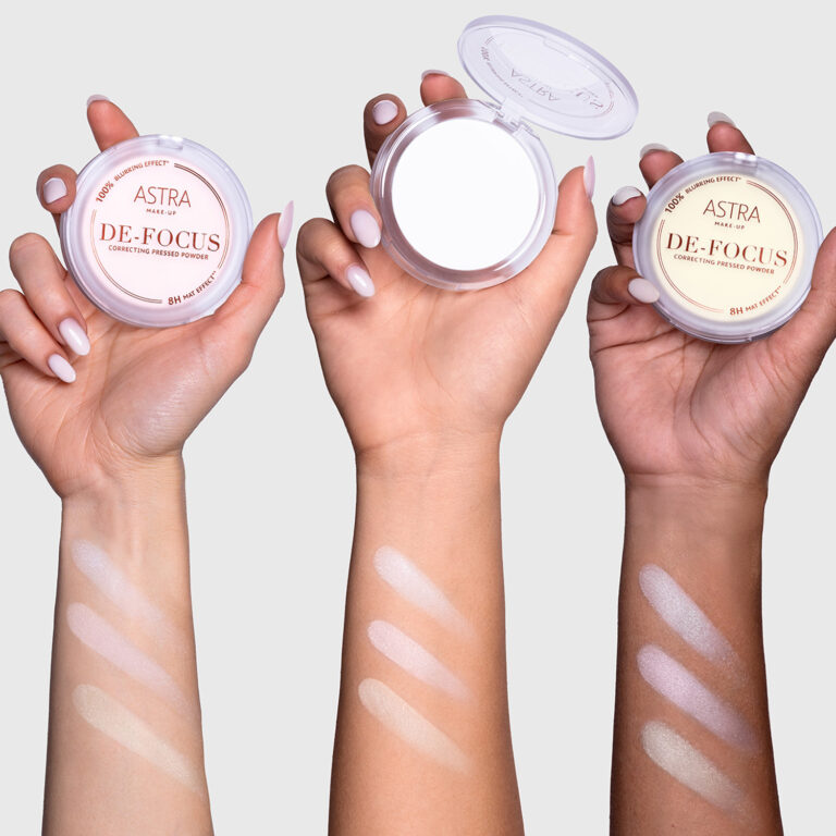 Astra De-Focus Smoothing Pressed Powder thumbnail 3